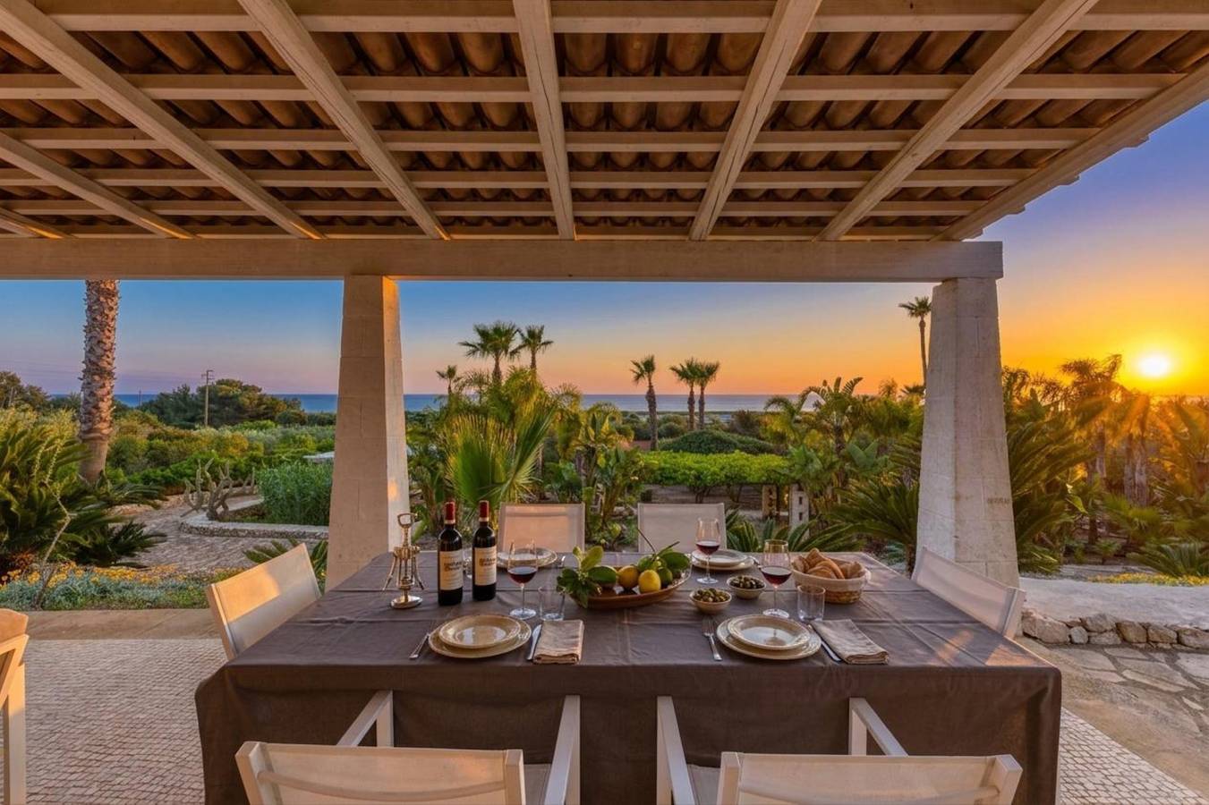 Villa proche de la plage avec jacuzzi et vue mer in Torre Pali, Salve