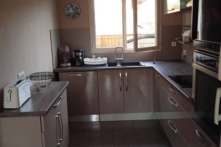 Chez Malya, quiet house near the lake in Charavines, Paladru-See