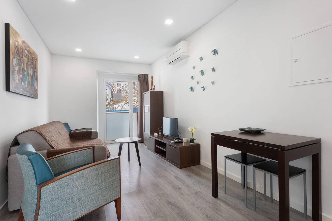 Appartement entier, Appartement 'Casa Dos Terraços T2 Rc' avec Balcon, Wi-Fi et Climatisation in Praia de São Martinho do Porto, São Martinho do Porto
