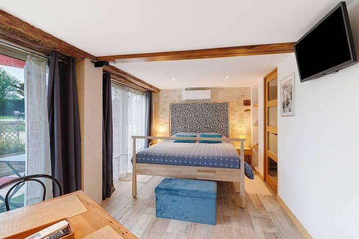 Chambre d’hôte pour 2 personnes, avec piscine et jardin à Puisseguin - 2