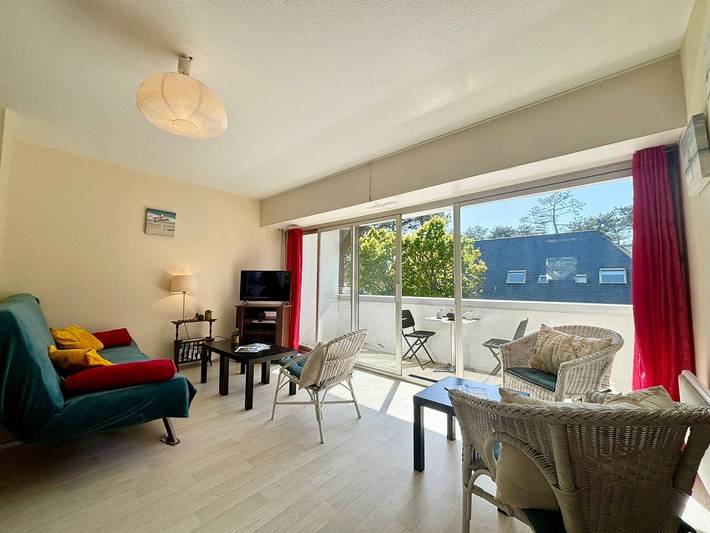Ganze Wohnung, Gemütliche T2-Wohnung mit Kabine, 450m vom Meer und Strand – Platz für 4 Personen in Carnac Plage, Carnac
