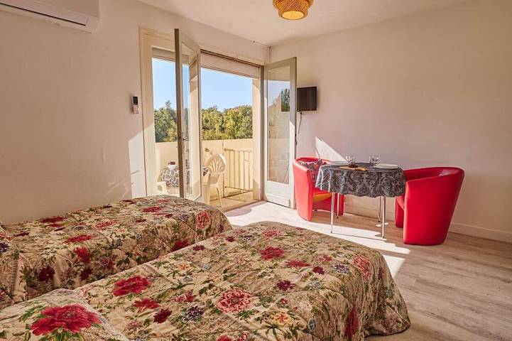Ganze Wohnung, Klimatisiertes Studio - 2 Pers. nahe Thermen in Cazaubon, Gers