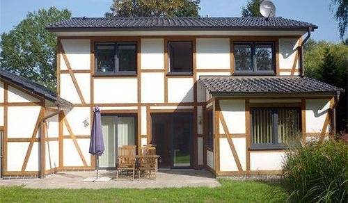 Ferienwohnung für 4 Personen, mit Terrasse und Garten in Mardorf