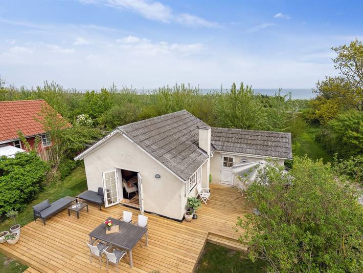 Ferieudlejning for 3 personer, med Terrasse i Otterup