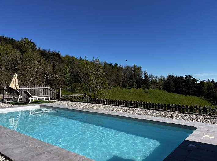 Chambre d’hôte pour 2 personnes, avec jardin et piscine