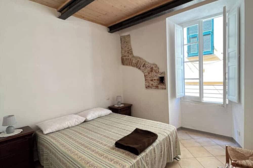 Apartamento entero, Cozy and spacious a few meters from the sea in Loano, Riviera di Ponente