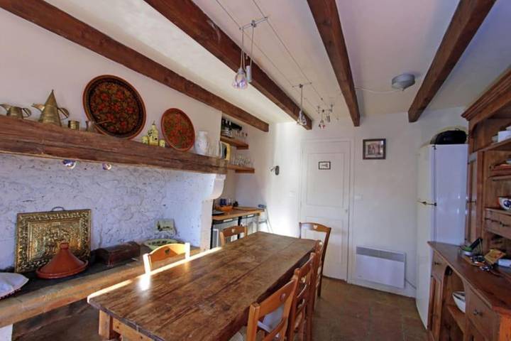 Location de vacances pour 10 personnes, avec vue ainsi que jardin et piscine, animaux acceptés à Saint-Nazaire-de-Valentane - 3