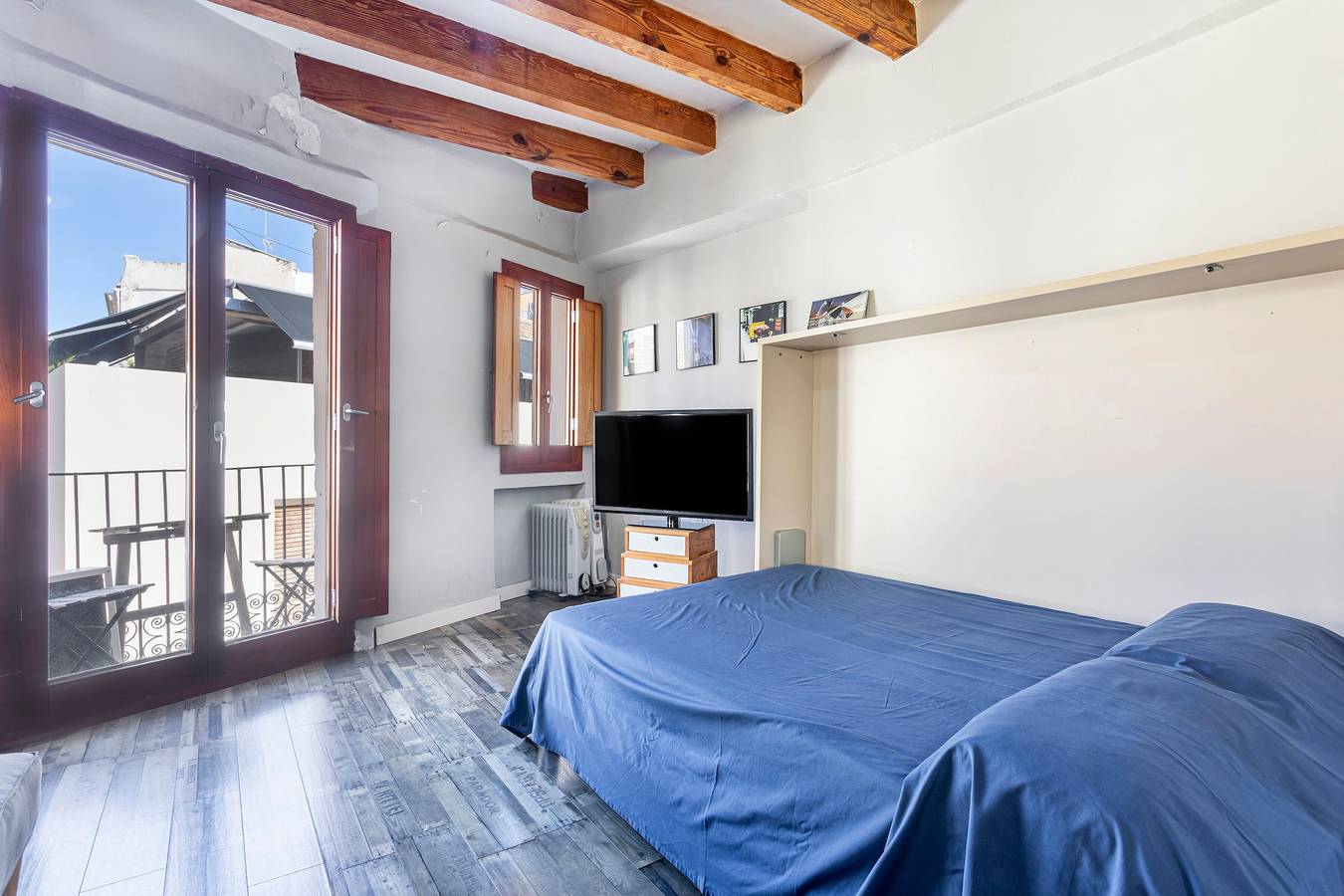Estudio entero, Apartamento estudio 'Estudio 4 Centro Histrico Valencia' con jardín privado y aire acondicionado in Valencia City Centre, Valencia