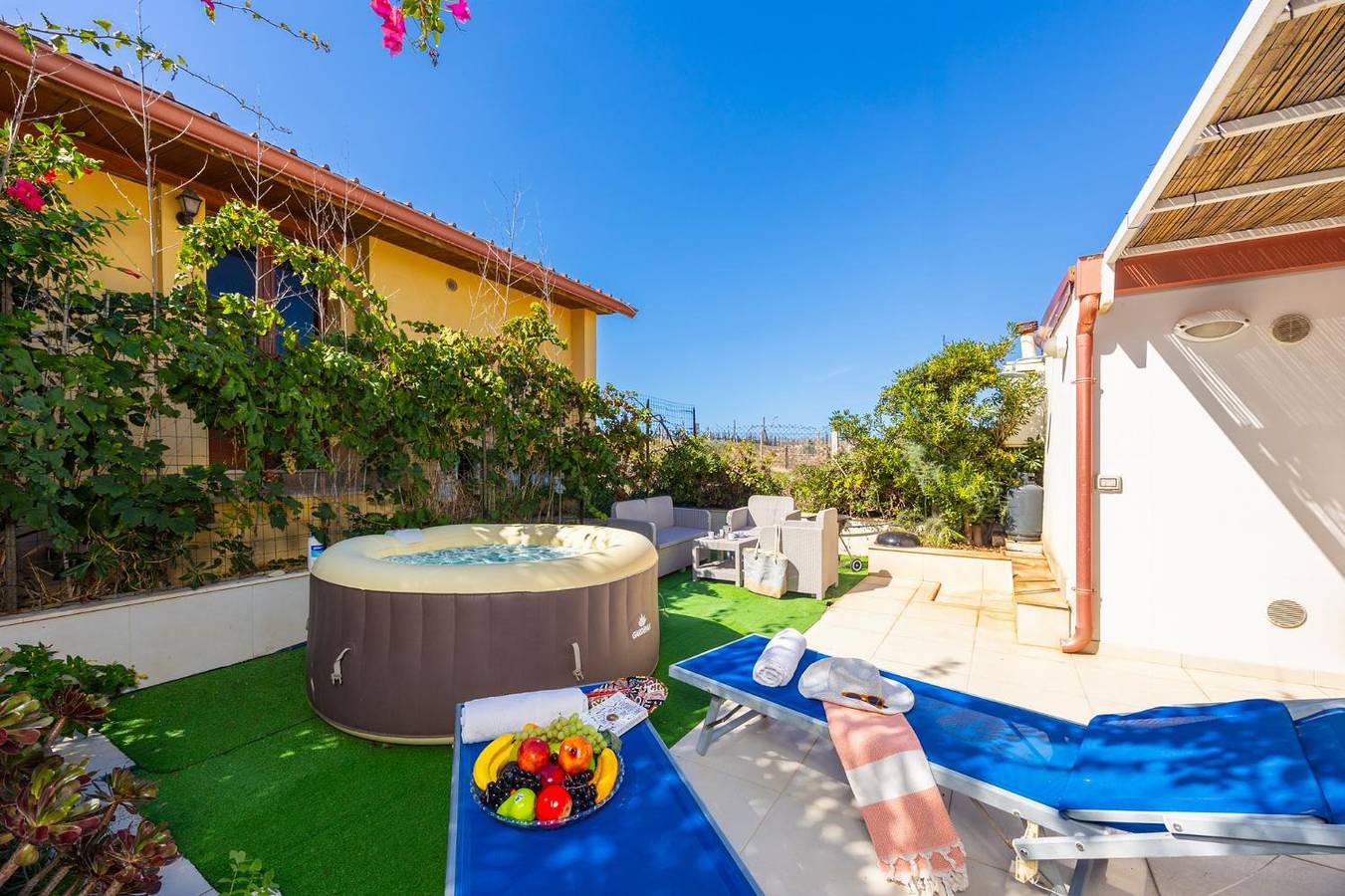 Villa für 4 Personen mit Garten in Scicli, Ragusa Provinz