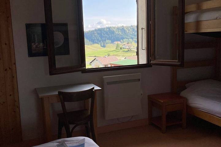 Location de vacances pour 29 personnes, avec piscine à Prénovel - 3