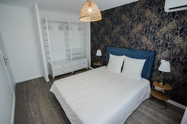 Location de vacances pour 10 personnes, avec jardin à Aléria - 4