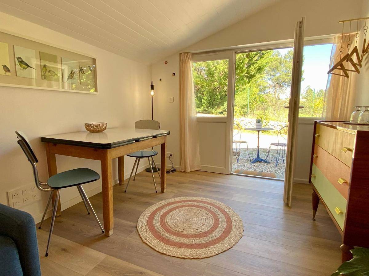 Double Room with Private Bathroom in Fontarèches, Région de Nîmes