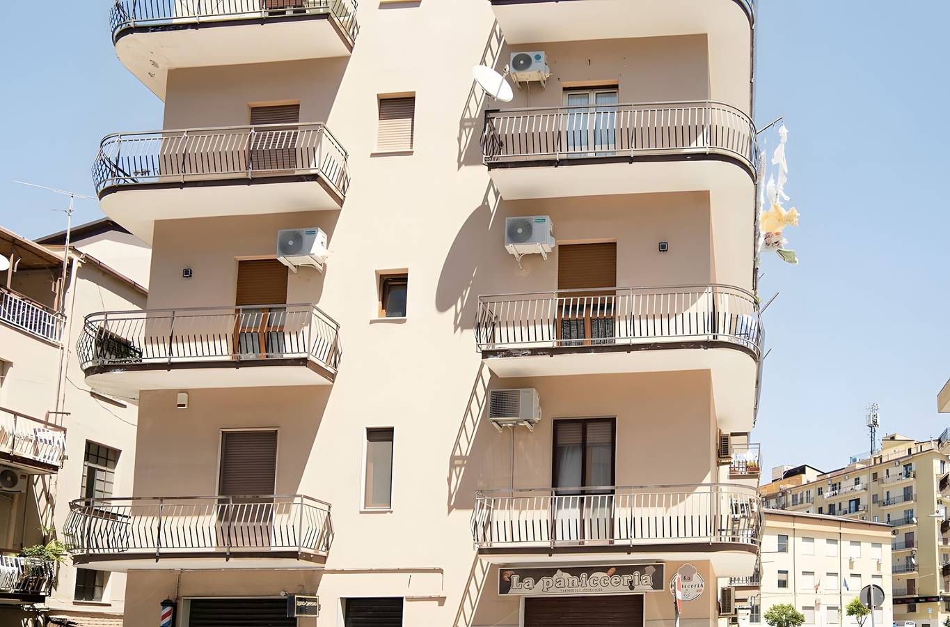 Maison de vacances « Vacanza Via Roma 103 F » avec vue sur mer et Wi-Fi in Crotone, Province de Crotone