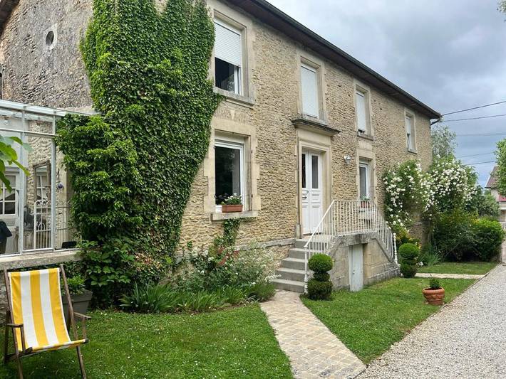 Chambre d’hôte pour 2 personnes, avec Terrasse ainsi que Jardin et Vue