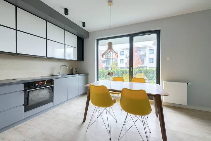 Apartamento entero, Modern Apartment | Private Garden and Parking in Gdynia in Orłowo, Gdynia