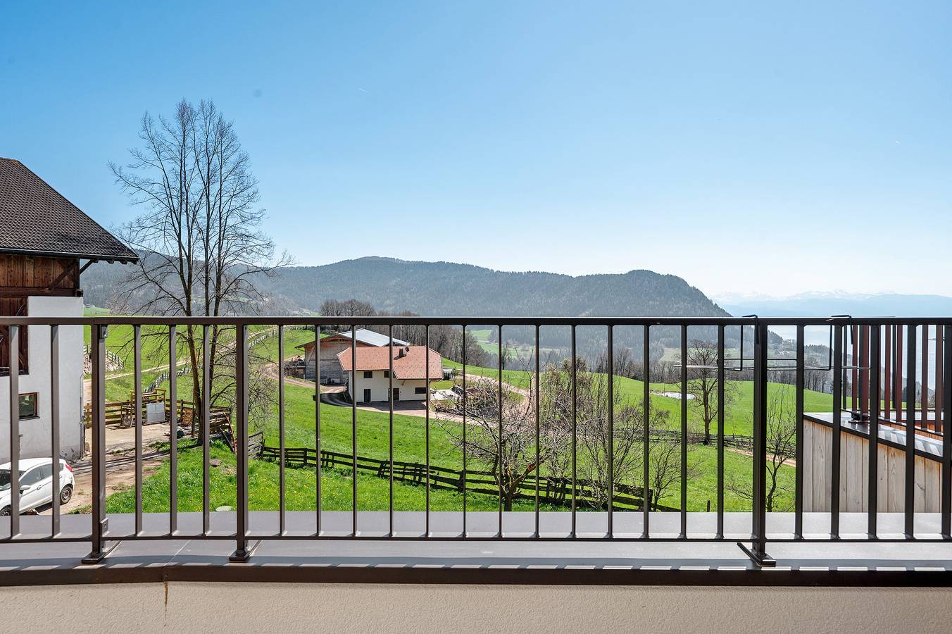 Ganze Wohnung, Ferienwohnung 'Moarhof Rosmarin' mit Bergblick, privater Terrasse und Wi-Fi in Schlaneid, Mölten