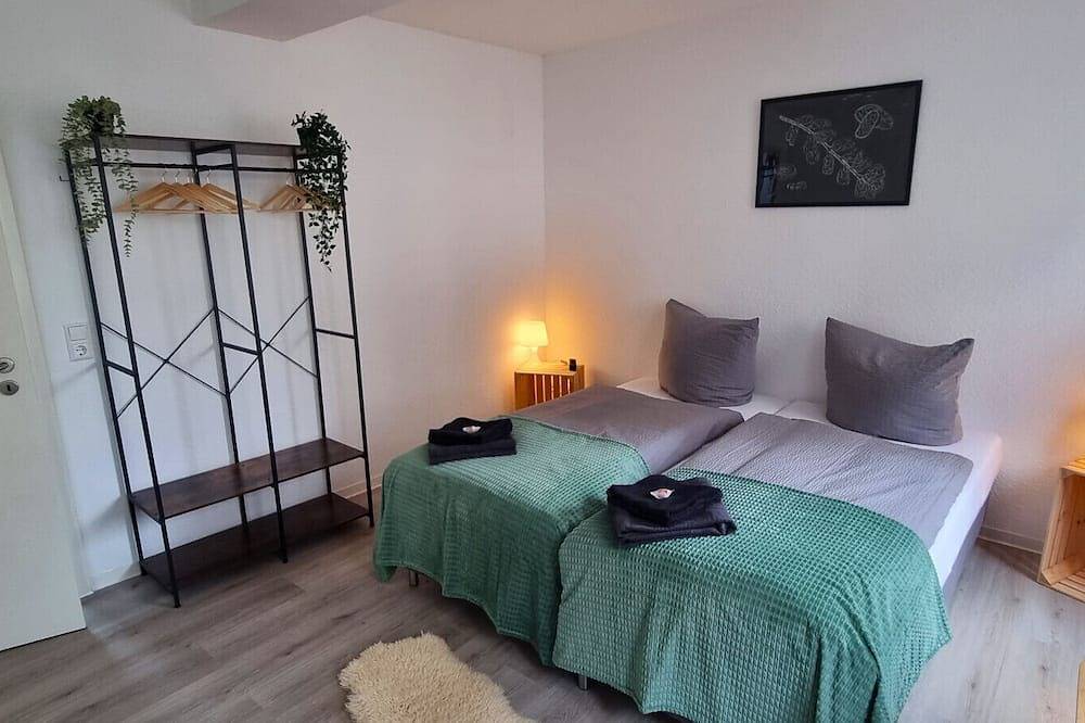 Ganze Wohnung, 2-Bedroom Apartment in the Heart of Hannover in Hannover Mitte, Hannover