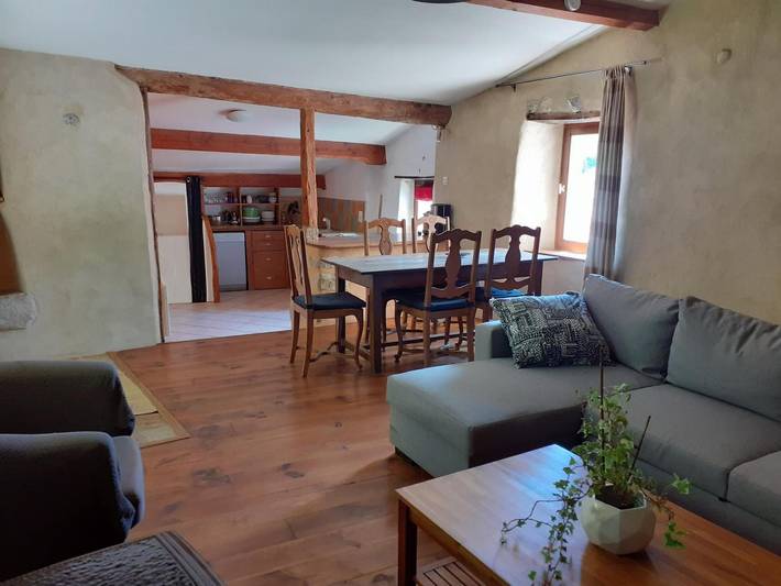 Gîte pour 6 personnes, avec balcon, animaux acceptés à Ponet-et-Saint-Auban