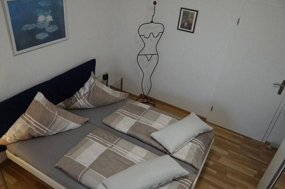 Ganze Wohnung, Fewo Großwald, Dusche oder Bad, Wc, 1 Schlafraum - Ferienwohnungen Kohler in Saarbrücken, Saarbrücken & Umgebung