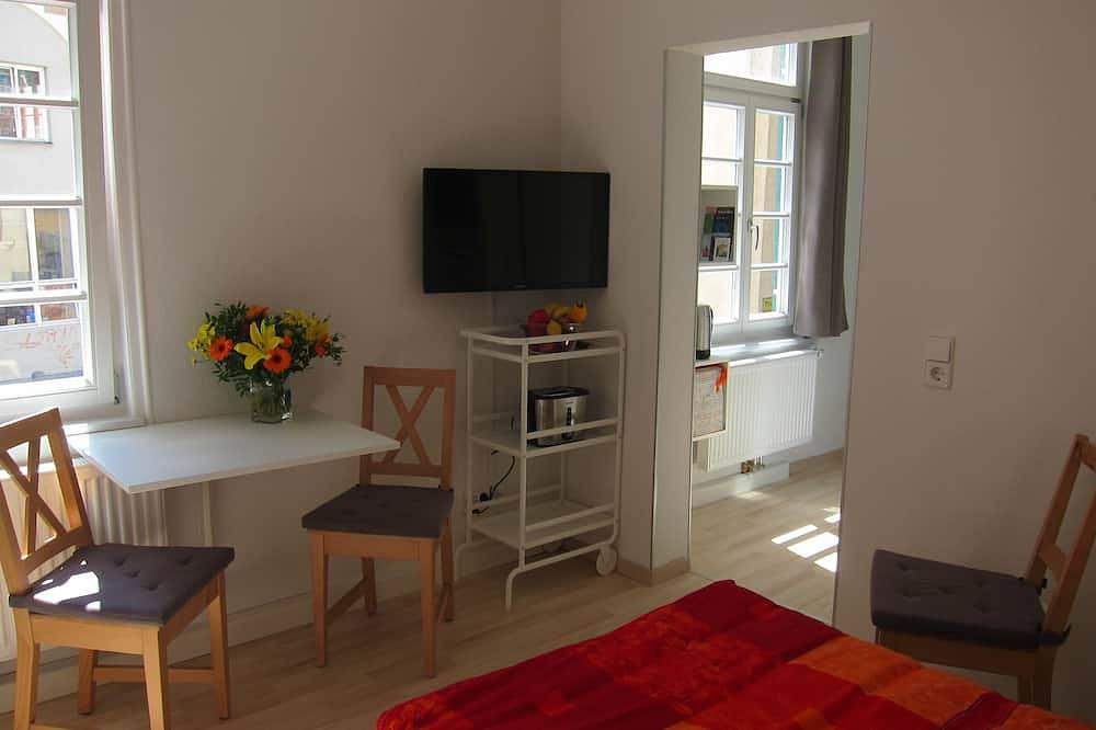 Ganze Wohnung, Studio-Apartment \"Am Nonnenhaus\", Altstadt, Uni-Nähe bis 2 Personen, inkl. Wlan in Tübingen, Neckar-Alb