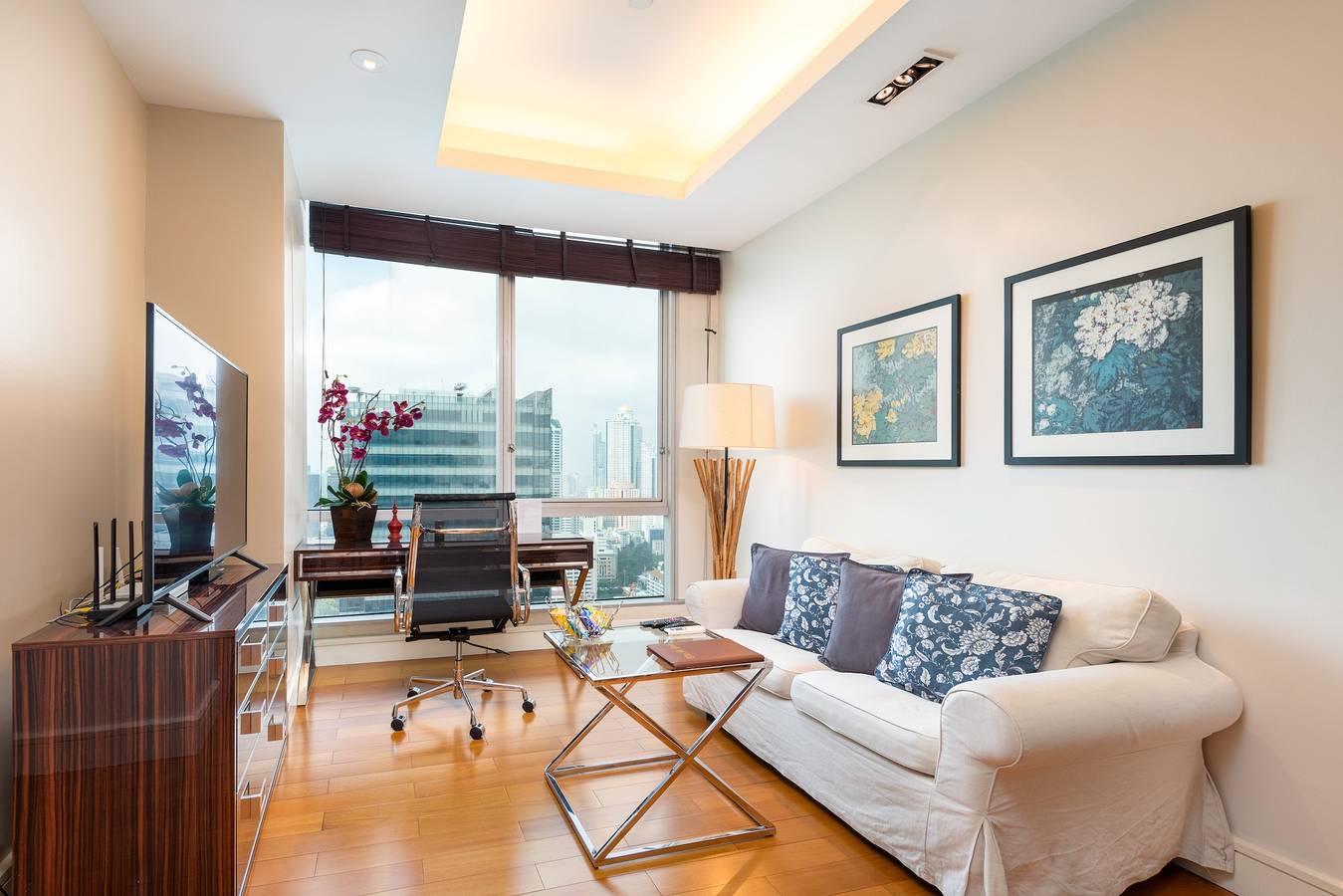 Apartamento entero, Ático de 2 habitaciones con servicios Skyvillas in Bangkok, Tailandia