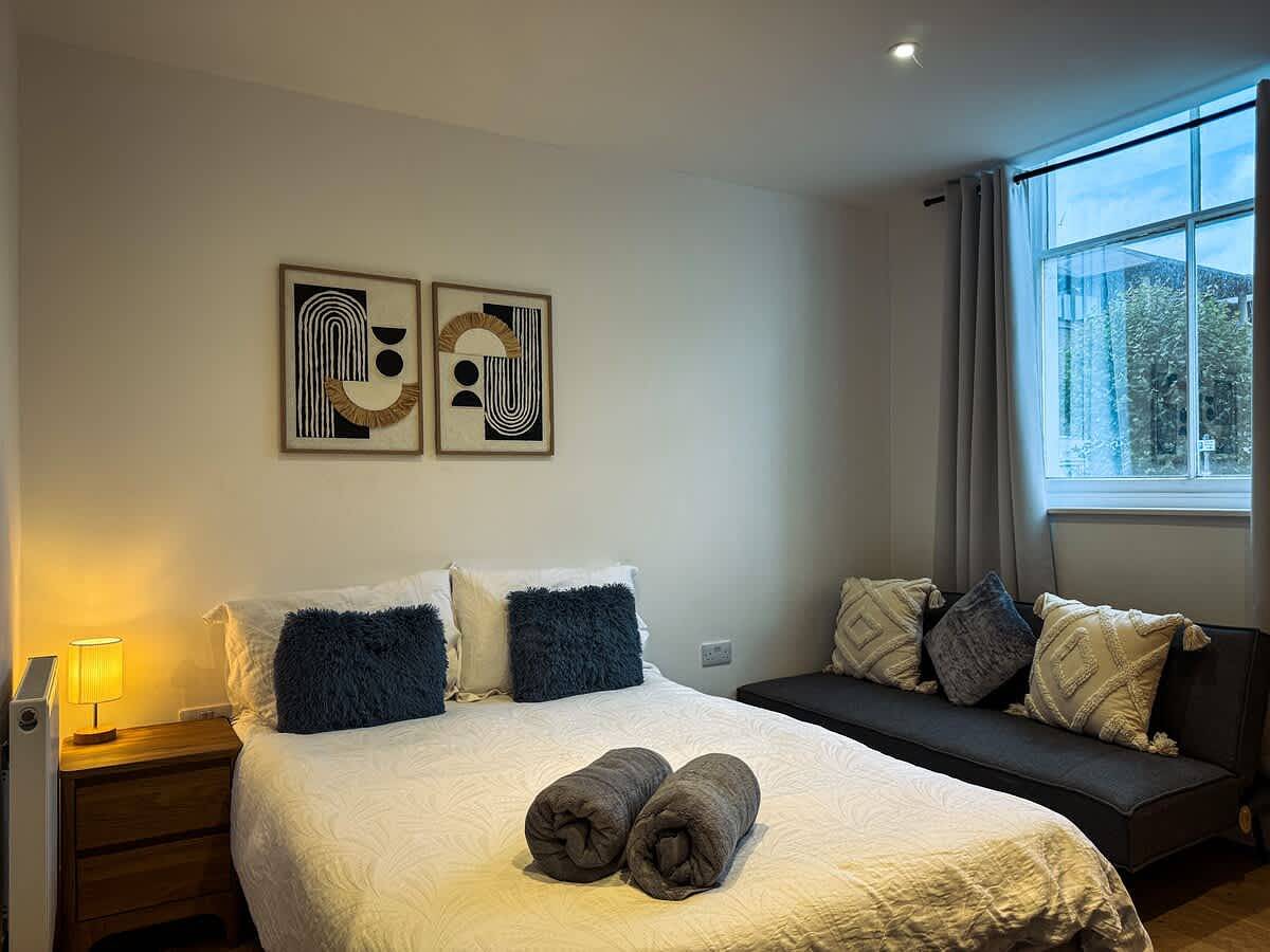 Entire apartment, Lovely 1-Bed Home | Near Maidstone High Street in Kent