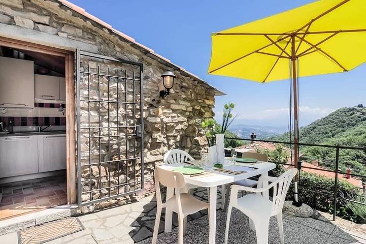 Agriturismo per 4 persone, con giardino e terrazza in Provincia di La Spezia
