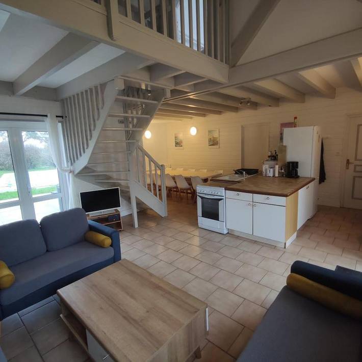 Location de vacances pour 12 personnes, avec jardin ainsi que vue et piscine dans Plage Kersidan - 4