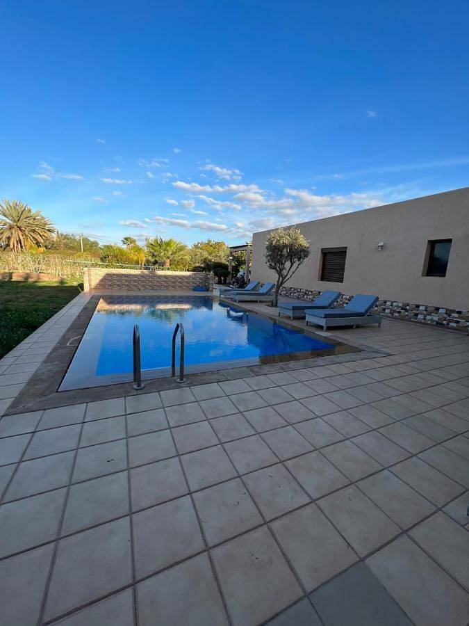 Villa pour 21 personnes, avec jardin et piscine ainsi que bassin pour enfant et jacuzzi - 1