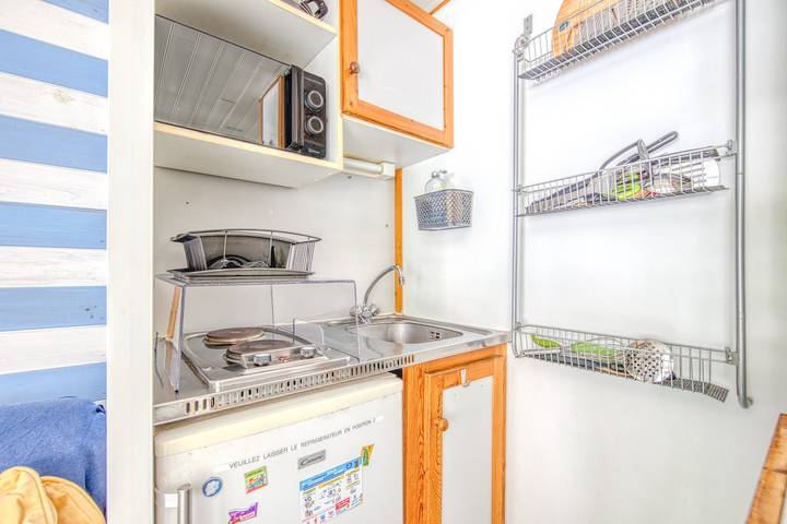 Appartement entier, Chalet B Village Vacances avec piscine partagée, terrasse privée et Wi-Fi in La Teste-de-Buch, Région d'Arcachon