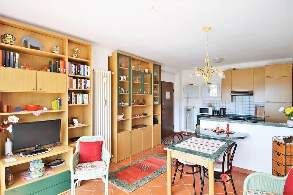 Appartement entier, Villa au bord du lac à Luino in Luino, Comune di Luino