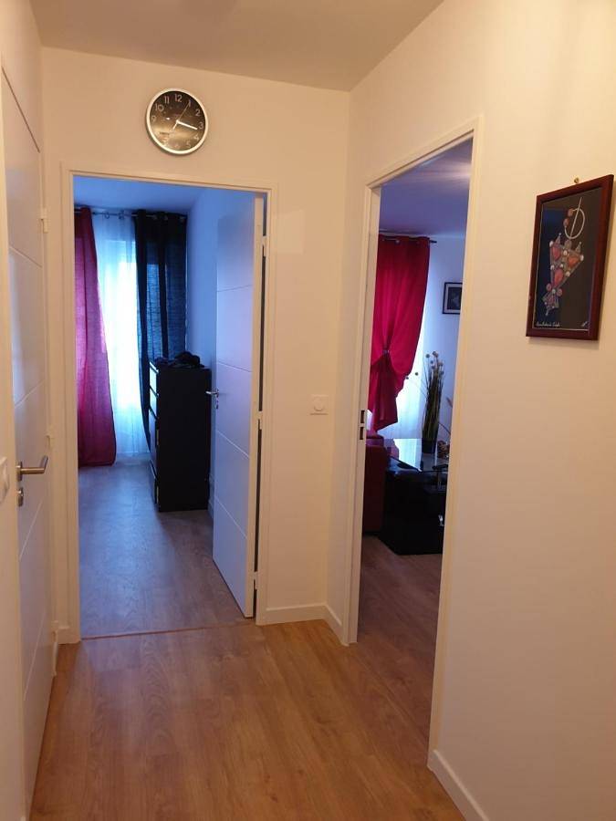 Appartement entier, Grand F3 Confortable 5 mn de Paris et proche Disneyland in Maisons-Alfort, Val-de-Marne