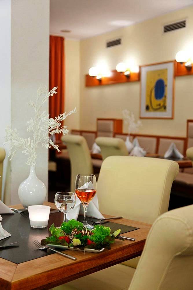 Hotel Garden Cottage mit kostenfreien Parkplätzen in Klotzsche, Dresden