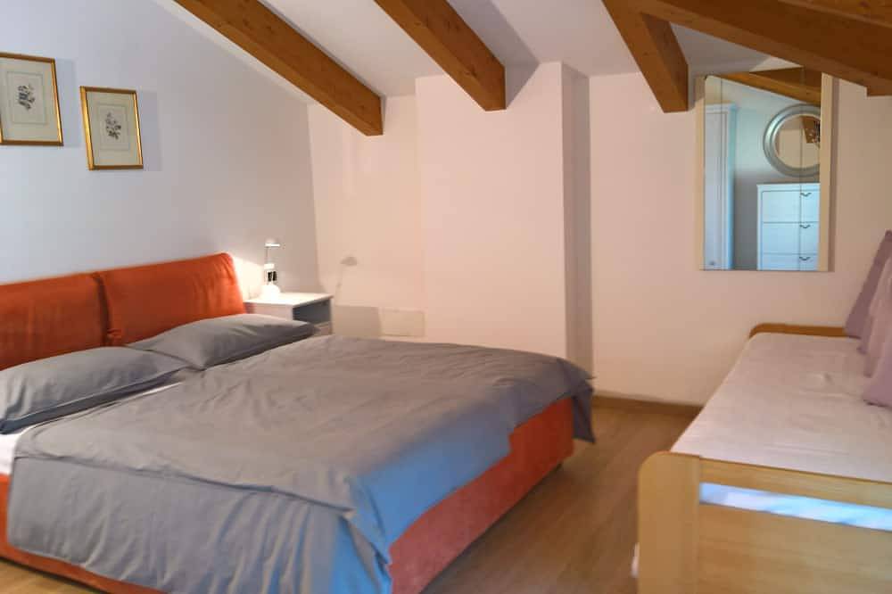 Ganze Wohnung, Villa Adriana Apartments 90m in Torbole, Nago-Torbole