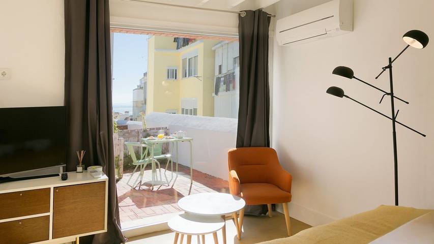 Ferienwohnung für 2 Personen, mit Terrasse und Meerblick sowie Garten in Lissabon - 2