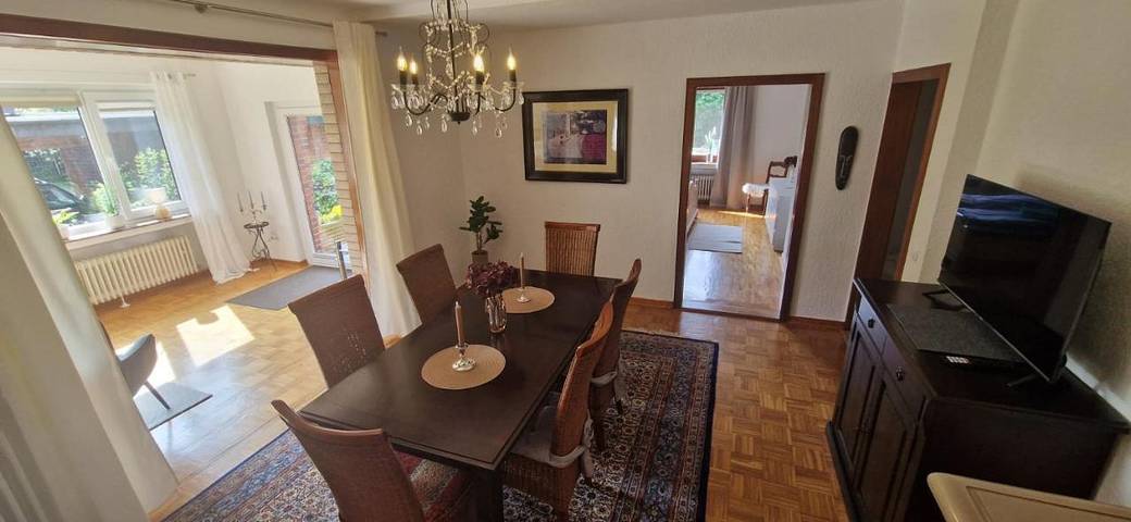 Ferienwohnung für 5 Personen, mit Terrasse und Garten sowie Ausblick in Bückeburg