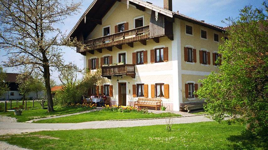 Hütte für 2 Personen, mit Terrasse und Garten, kinderfreundlich am Chiemsee