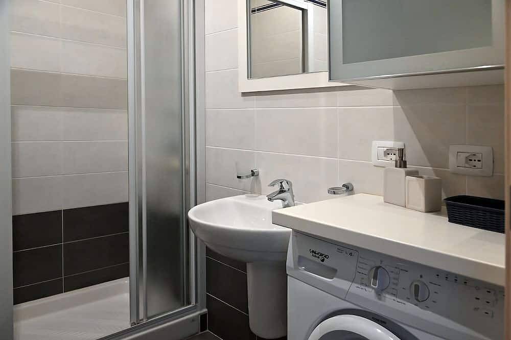 Entire apartment, The essence apartments n15 in Malcesine, Garda Mountains