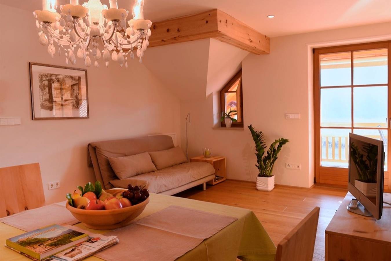 Ganze Wohnung, Ferienwohnung "Rosengartnerhof Gantkofel" mit Bergblick, Gemeinschaftspool und Wlan in Oberkreuth, Terlan