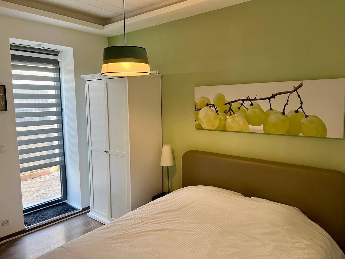 Double Room in Villefranche-sur-Saône, Beaujolais