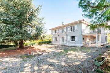 Location de vacances pour 12 personnes à Bon-Encontre