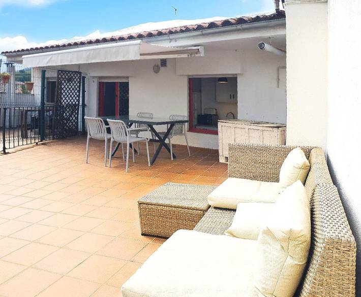 Gîte pour 4 personnes, avec terrasse et vue, animaux acceptés à Sant Joan de les Abadesses - 3