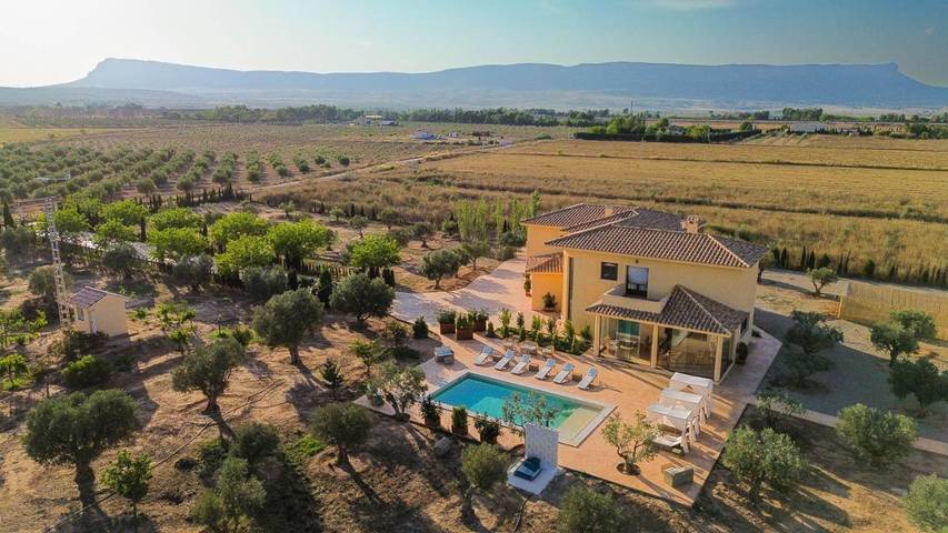 Casa rural con piscina para 2 personas, con jardín además de jacuzzi y piscina en Castilla-La Mancha - 3