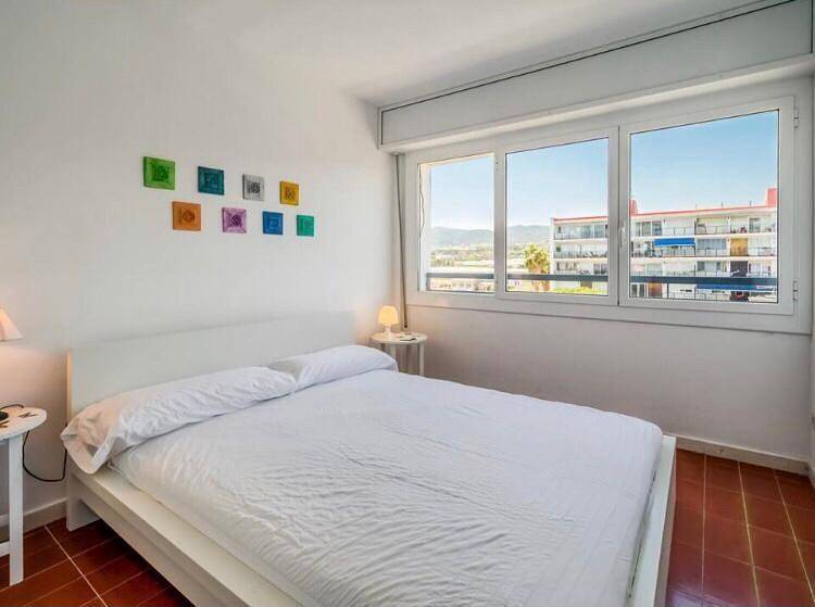 Apartamento vacacional entero, Apartamento de vacaciones para 6 personas con terraza in Vilasar de Mar, Costa del Maresme