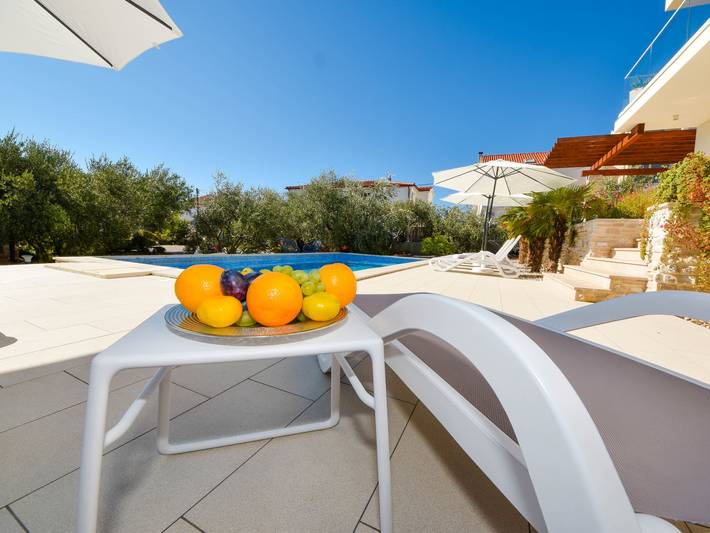 Ferienhaus für 4 Personen, mit Garten und Terrasse in Grad Šibenik - 2