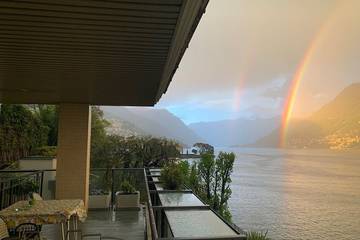 Blockhütte für 2 Personen, mit Garten und Balkon am Comer See
