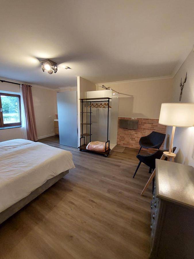 Chambre d’hôte pour 5 personnes, avec vue ainsi que jardin et terrasse, animaux acceptés dans Ardennes (Belgique) - 4