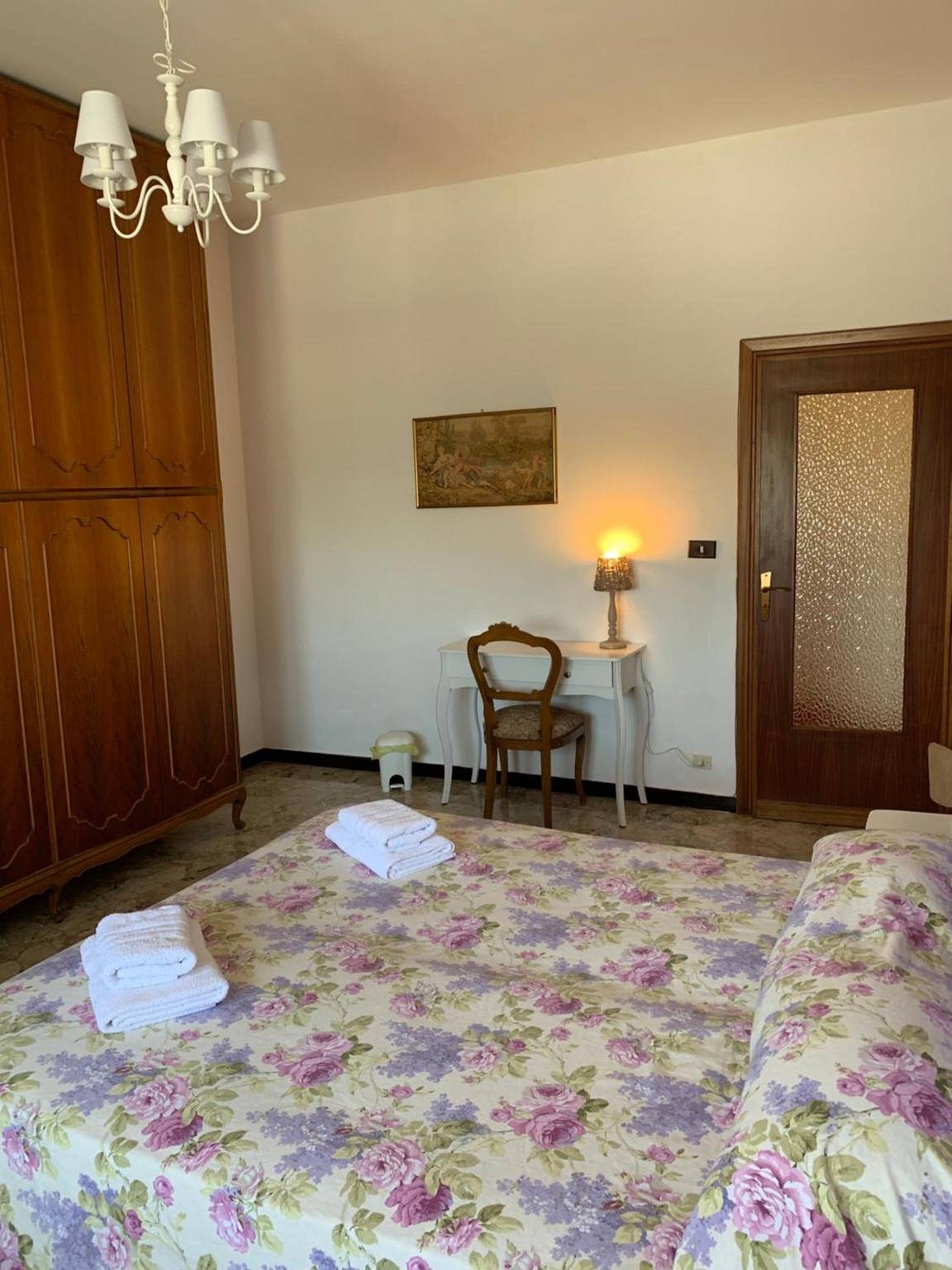 Apartamento entero, Apartamento 'Serravalle Shopping' con balcón y Wi-Fi in Serravalle Scrivia, Provincia d'Alessandria