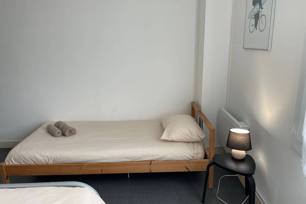 Appartement lumineux avec jardin – Draps, serviettes et ménage de départ fournis in Saint-Palais-sur-Mer, Côte de Beauté