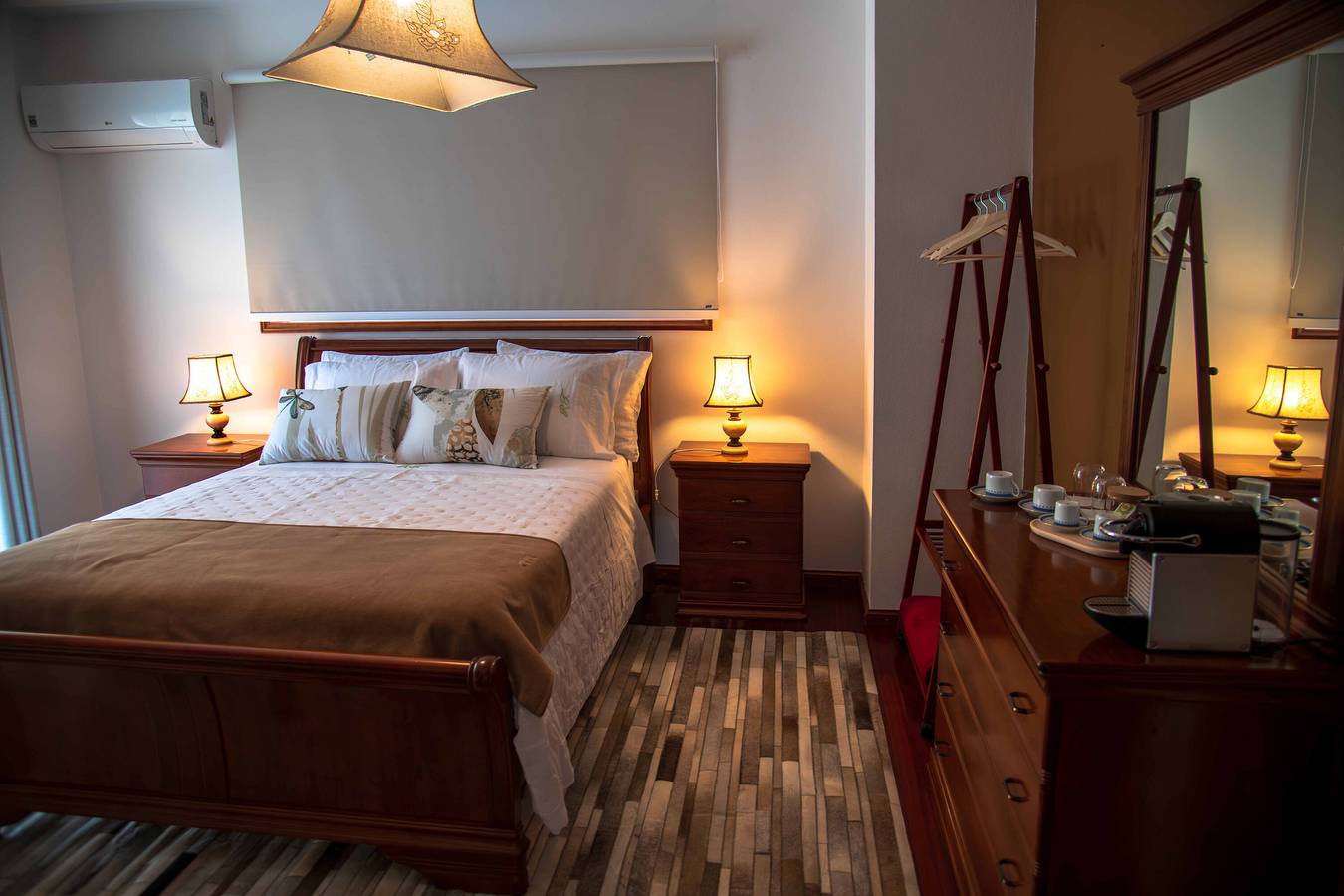 Chambre 'Quarto Ferreirinha' avec vue sur la montagne, Wi-Fi et climatisation in District de Bragança